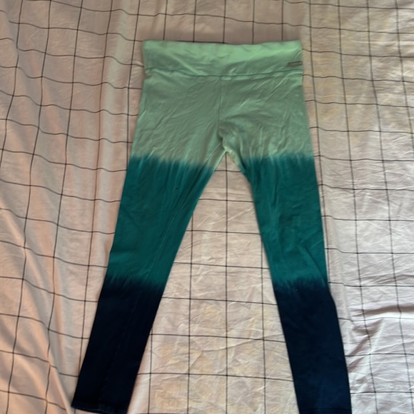 SOLD - 💎RARE💎 Justice Girls Color-Dipped Tie Dye Blue Ombre Leggings - Picture 6 of 9